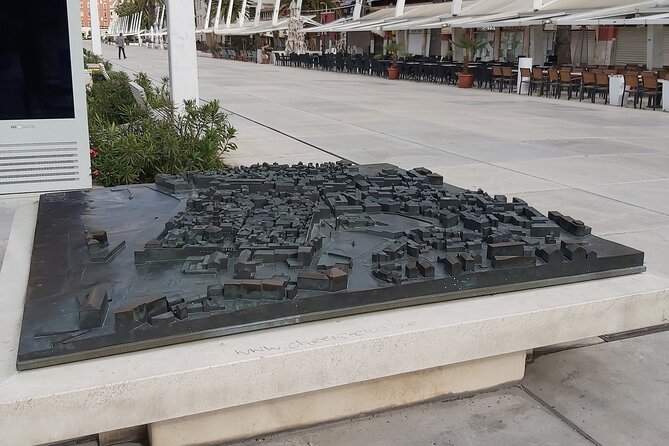 Sightseeing Split's Roman Ruins: A Self-Guided Audio Tour - Palace streets, the Silver Gate, and the cathedral