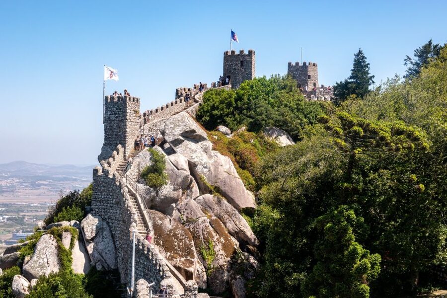 Sintra: Castle of the Moors & Quinta Entry with Audio Guides - Walking the Moorish Castle walls