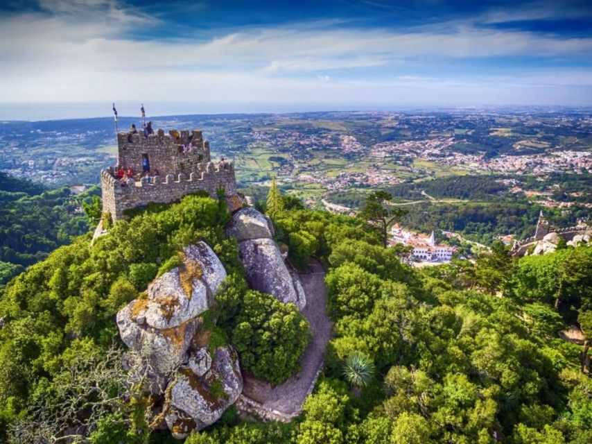Sintra: Castle of the Moors Skip-the-Line Ticket+Audio Guide - Reaching the Royal Tower and highest viewpoints