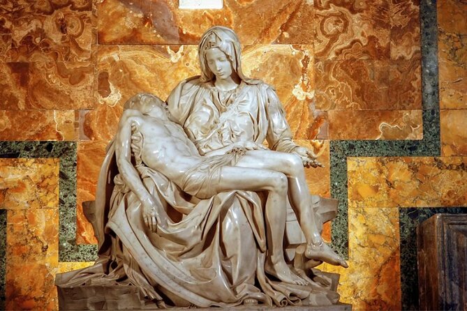 Skip the Line St Peter Basilica Papal Tomb Audio Guide with Water - Bernini’s Baldachin and the center of the church