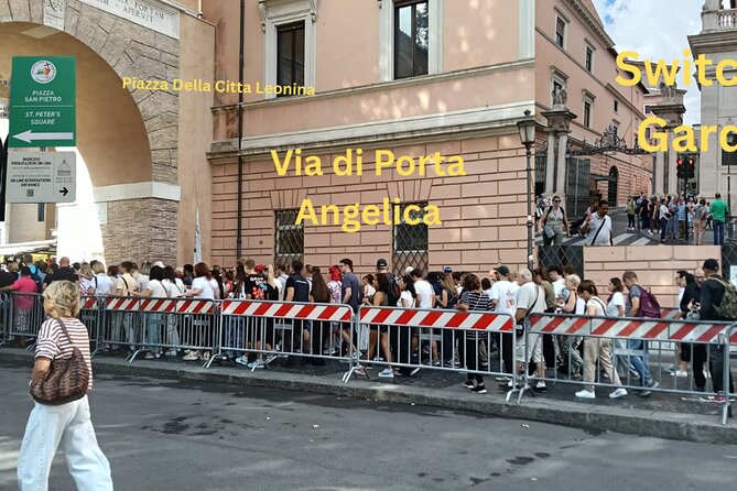 Skip the Line St Peter Basilica Papal Tomb Audio Guide with Water - Michelangelo’s Pietà and the power of a single work
