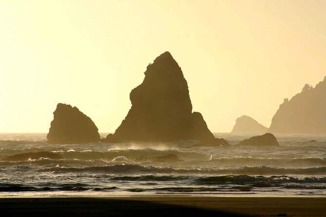 Smartphone Audio Driving Tour between San Francisco & Monterey - Historic buildings and the 65-acre natural wonder