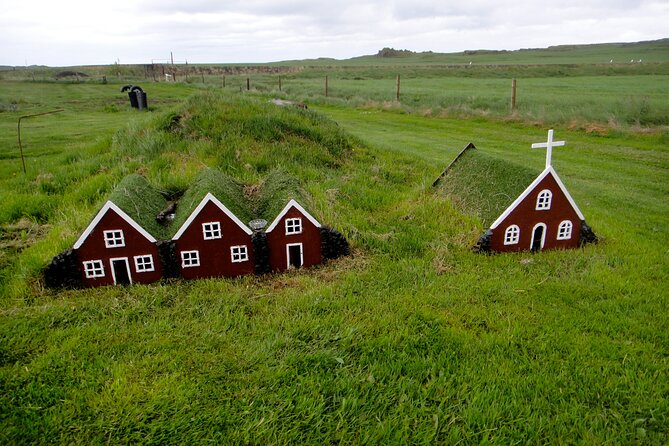 Snaefellsnes Peninsula Self-Guided Driving Audio Tour - Craters, bright water, and western lighthouses