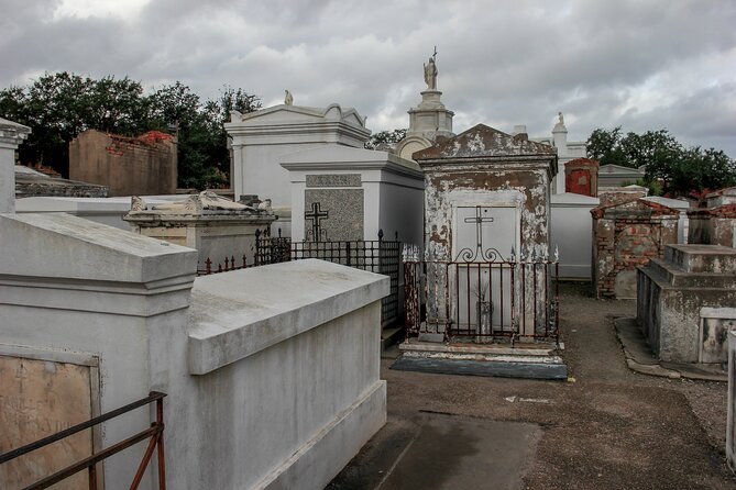 St Louis Cemetery No.3 New Orleans Burial Tradition Audio Guide - Why the $6.99 price can make sense