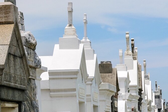 St Louis Cemetery No.3 New Orleans Burial Tradition Audio Guide - Following the route from 3421 Esplanade Avenue