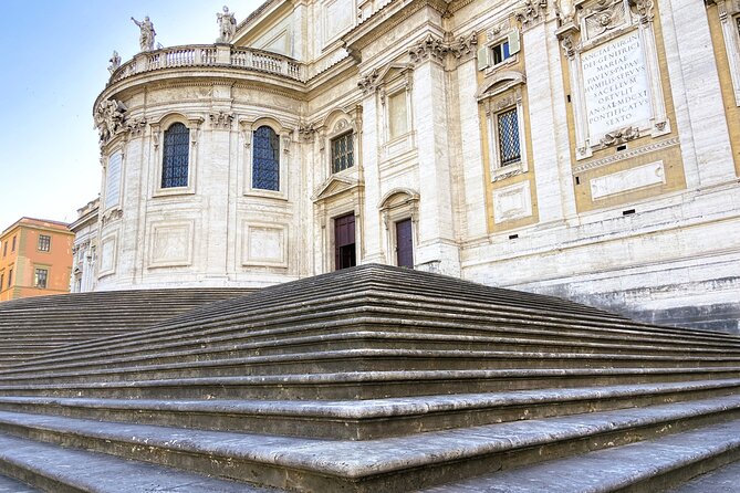 St. Mary’s Basilica, Pope Francis Tomb Audio Tour with Crypt - Going below the church for Rome’s earlier layers
