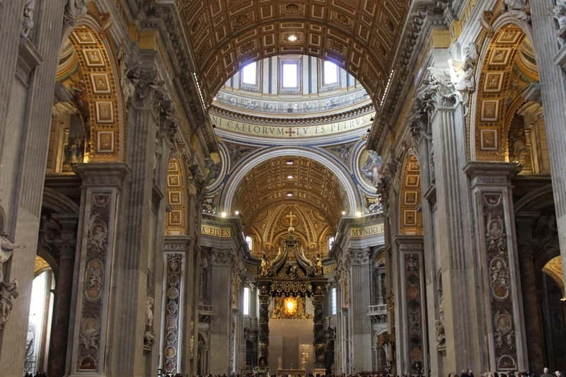 St. Peter's Basilica: Hosted Entrance & Digital Audioguide - Seeing Michelangelo’s Pietà with audio commentary