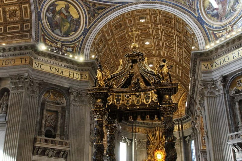 St. Peter's Basilica: Hosted Entrance & Digital Audioguide - Entering St. Peter’s Basilica with reserved access