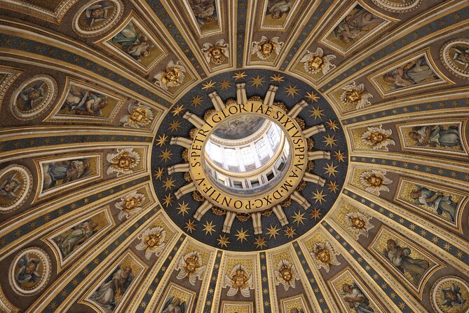 St. Peter's Basilica Reserved Entry with Audioguide - Security comes before the basilica