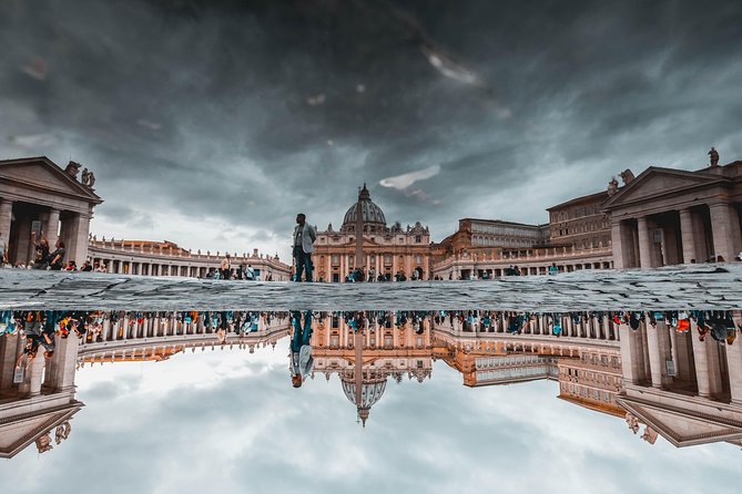 St. Peter’s Basilica: Self-guided Audio Tour on your Phone (without ticket) - Beneath the dome and Bernini’s Baldachin