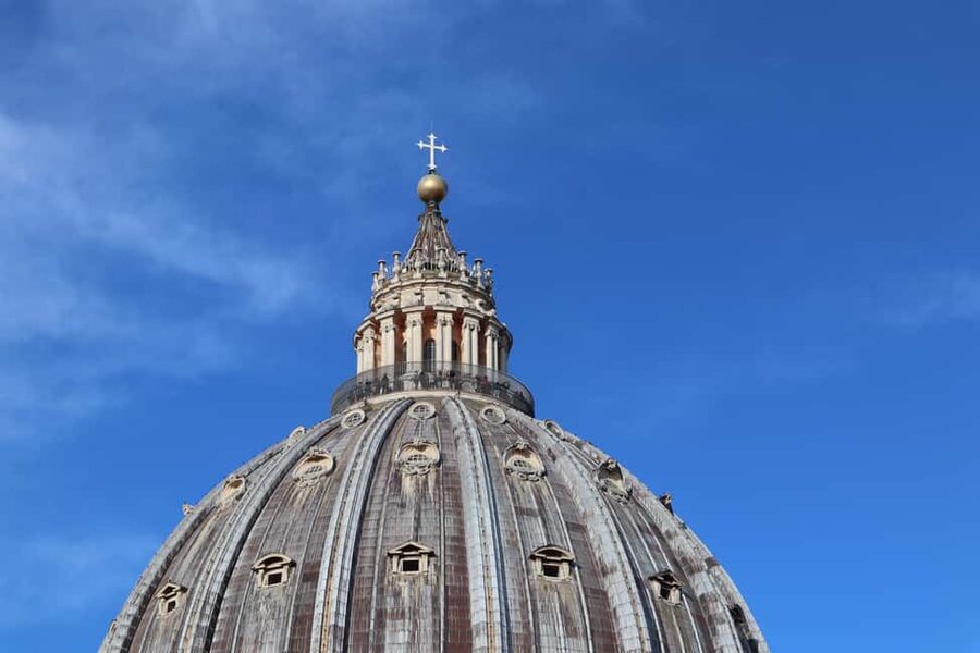 St. Peter’s Basilica with Optional Dome Ticket & Audioguide - The audio guide works best when you prepare
