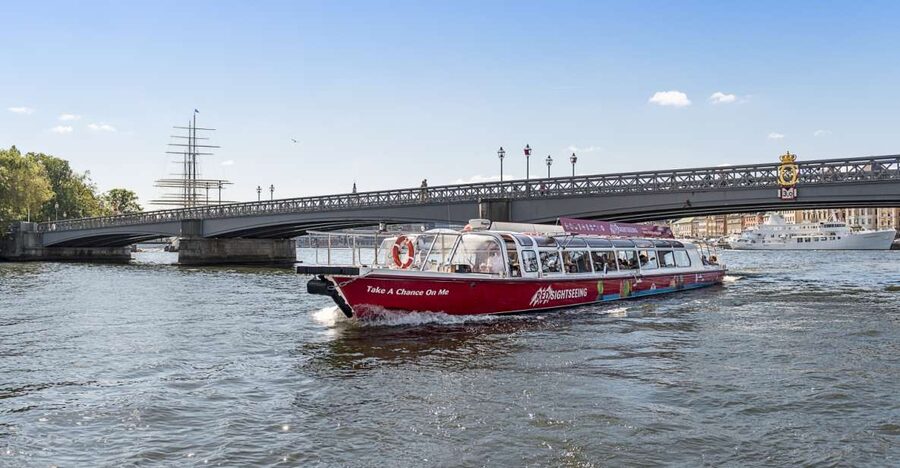 Stockholm: Royal Bridges & Canal Boat Tour with Audio Guide - Booking details that matter