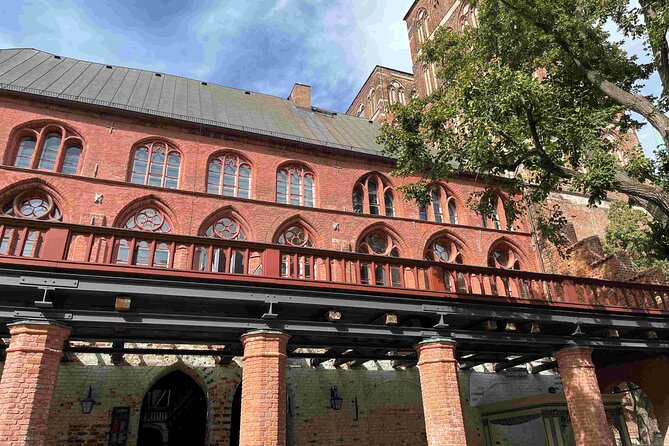 Stralsund’s Old Town Audio Guided Tour of the City’s Highlights - St. Nicholas’ Church and its 1394 clock