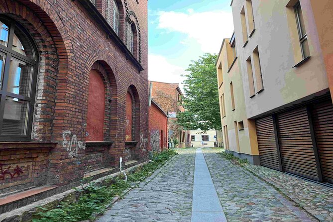 Stralsund’s Old Town Audio Guided Tour of the City’s Highlights - The old Latin school and Holy Ghost Church