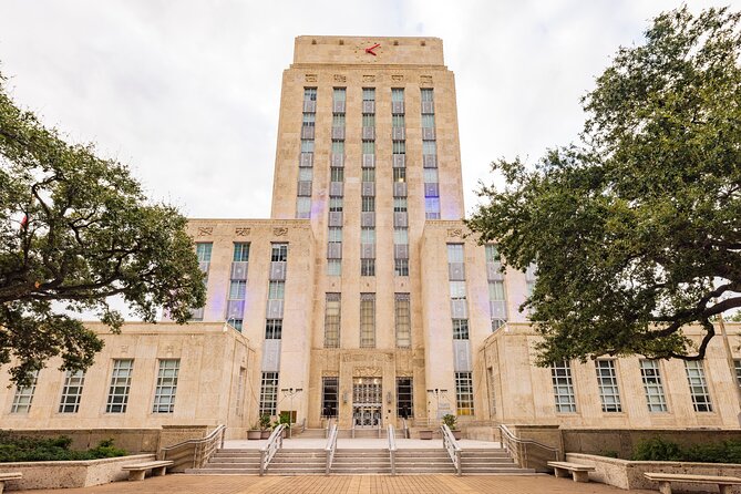 The Best of Houston Self-Guided Driving Audio Tour - From MacGregor Park to the Old Spanish Trail