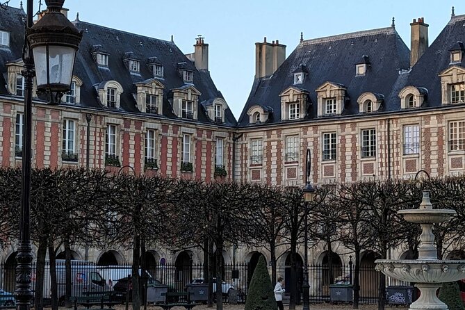 The French Revolution: Self Guided Audio Tour of Paris - Hôtel de Sully, where architecture meets confiscation