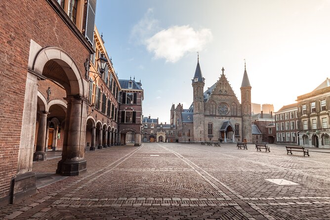The Hague: City Walk Audio Guide in 7 Languages on your Phone - Price, privacy, and overall value
