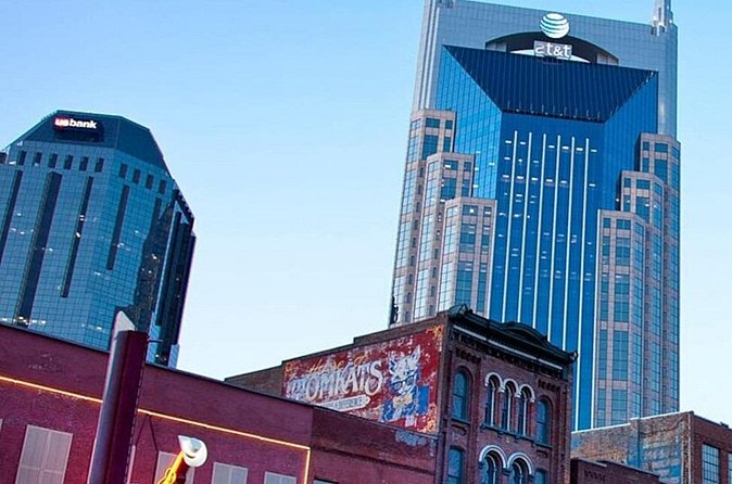 The Heart of Downtown Nashville: A Self-Guided Audio Tour - A pause at the Nashville Visitor Center