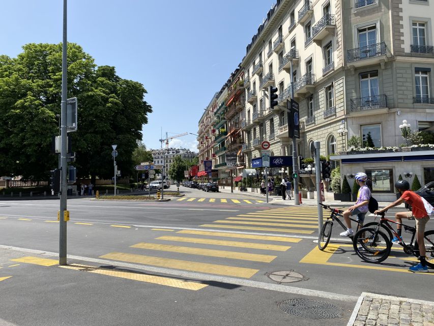 The Many Faces of Geneva: Self-Guided Audio City Tour - Jean-Jacques Rousseau and the gap between ideals and behavior