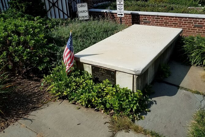 The Road to Revolution: A Self-Guided Audio Tour in Philadelphia - Carpenters’ Hall and the first arguments of independence