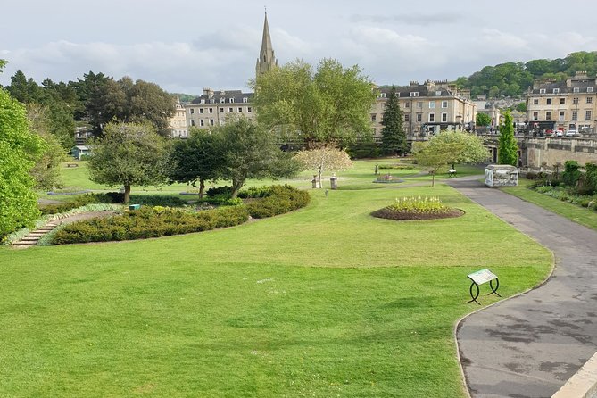 The Splendour of Georgian and Victorian Era Bath: A Self-Guided Audio Tour - The Mineral Water Hospital and the final approach