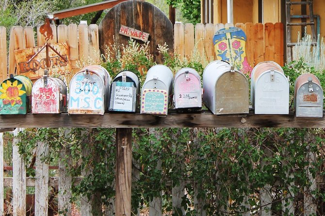 The Town Too High To Die: A Self-Guided Audio Tour in New Mexico - The traffic issue you should take seriously