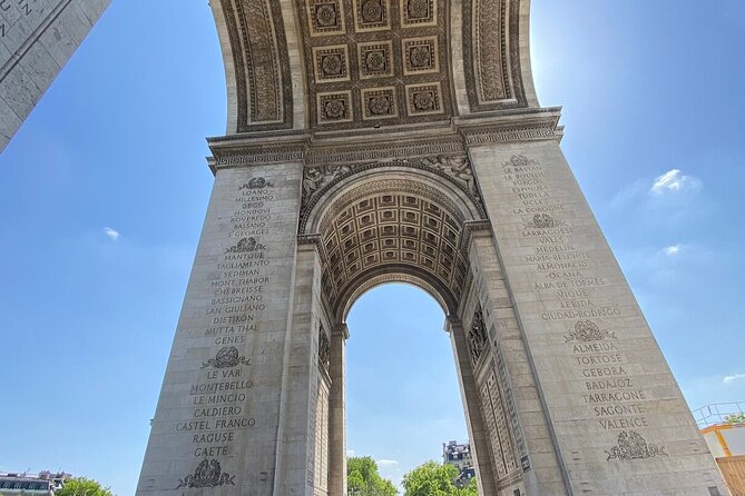 Time Saver Self-Guided Audio Tour to the Arc De Triomphe - The 284-step climb to the rooftop