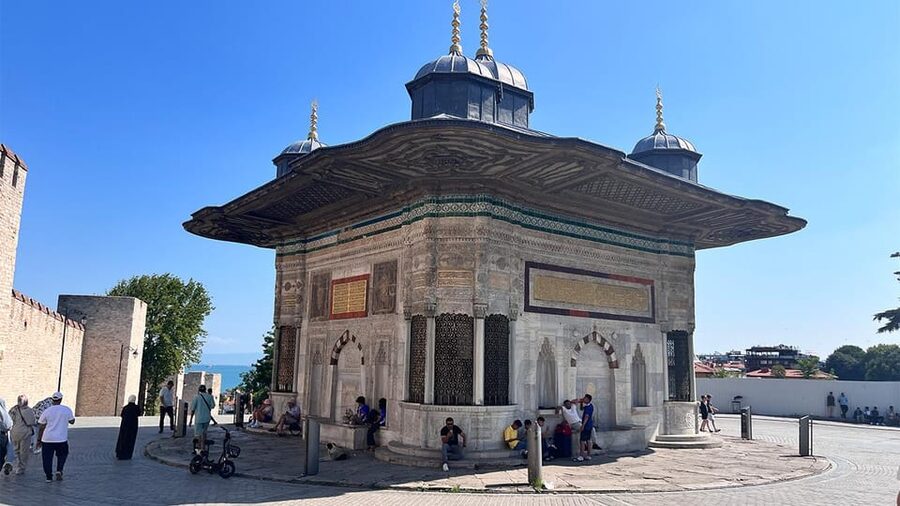 Topkapi Palace and Harem Skip-the-Line-Tickets & Audio Guide - Is the $81 price good value?