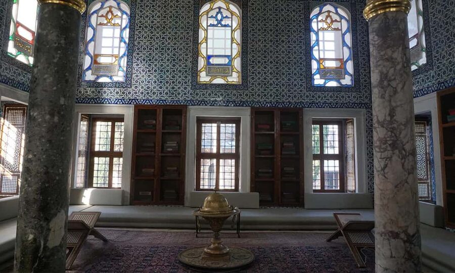 Topkapi Palace & Hagia Sophia Tickets + Audio Guide - Why the Harem matters