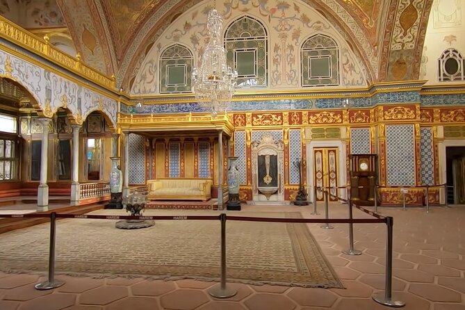 Topkapi Palace Museum Skip The Ticket Line Tickets + Audio Guide - The Treasury and Armory: Where the Ticket Earns Its Keep
