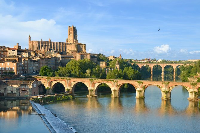 Toulouse: Albi and Cordes/Ciel Day Trip with Audio Guides - What this Toulouse day trip really offers