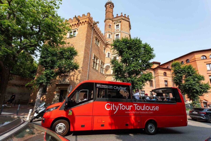 Toulouse: City Sightseeing Tour by Bus with Audio Guide - Why this one-hour ride works in Toulouse