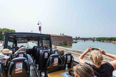 City Sightseeing Tour by Bus with Audio Guide