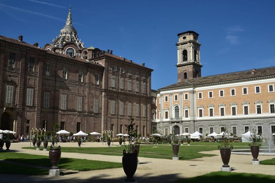Turin: Entrance ticket for Palazzo Reale & audioguide - The Throne Room, Ballroom, and Royal Armoury
