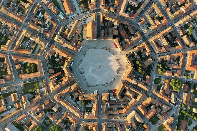 Udine Walking Tour with Audio and Written Guide by a Local - Piazza I Maggio and the final sanctuary