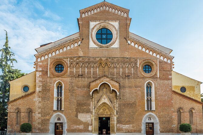 Udine Walking Tour with Audio and Written Guide by a Local - Palaces, modern art, and design in the city center