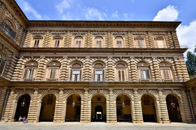 Uffizi Gallery: Entry tickets + audio guide - The building, stairs, crowds, and comfort