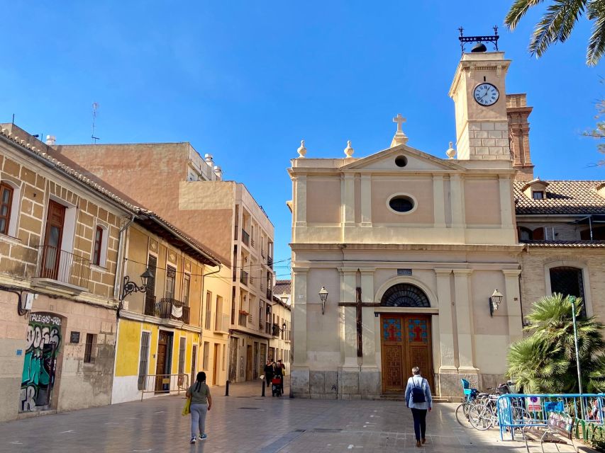 Valencia: 2-in-1 Biking and Walking Audio-Guided Route - Should you book this Valencia audio tour?