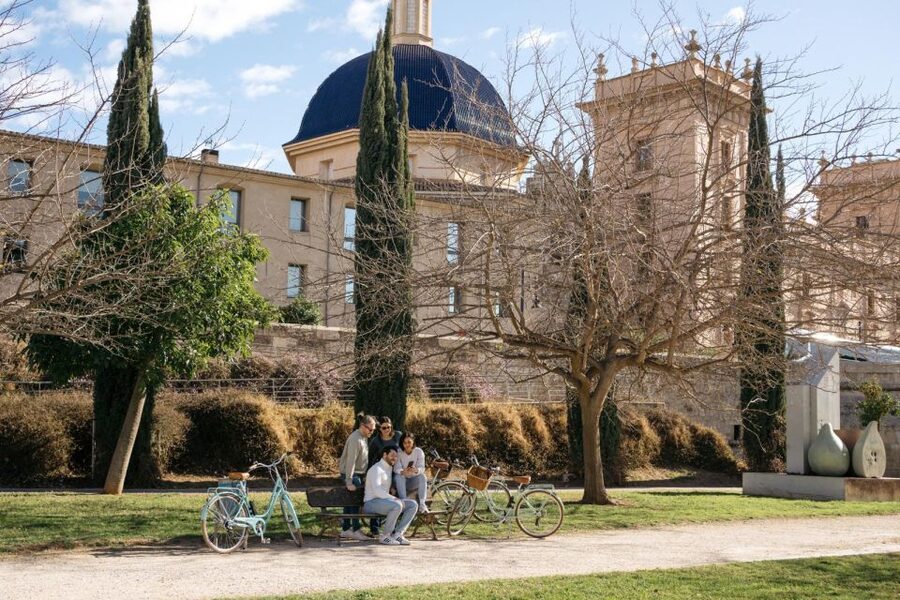 Valencia: Audioguide eng,esp,ita + Bike All Day - Building your own 49-stop route