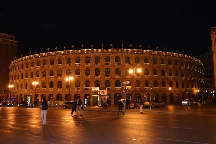 Valencia: Self-guided Audio Tour on Your Smartphone - St. Mary’s Cathedral and Santa Catalina Church