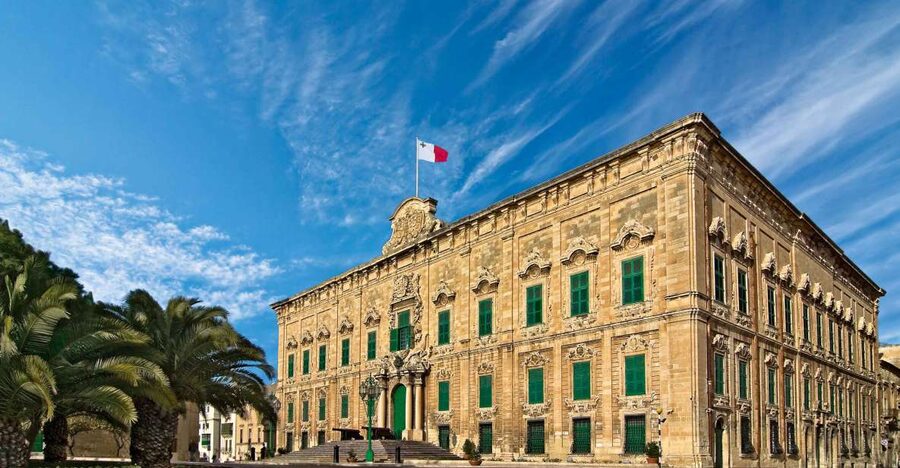 Valletta: Self-Guided Historical Walking Tour (Audio Guide) - Key points to know before you book