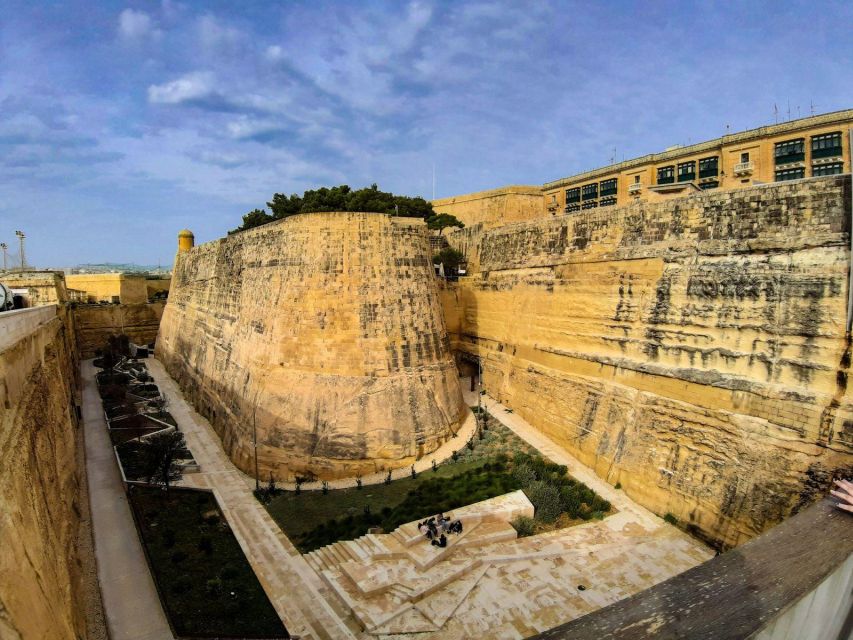 Valletta: Self-Guided Historical Walking Tour (Audio Guide) - St. John’s Co-Cathedral and Caravaggio’s paintings