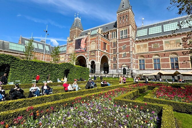 Van Gogh Museum Skip the Queue with Audio Guide - The famous masterpieces are worth the crowd