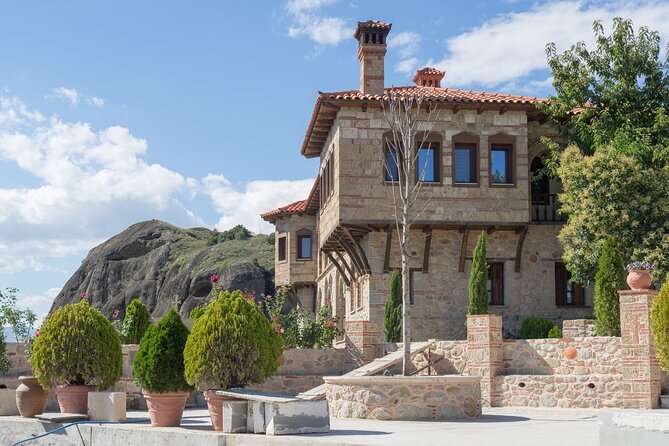 Varlaam Monastery Greece Self-Guided Walking Audio Tour - The monastery’s spiritual and historical setting