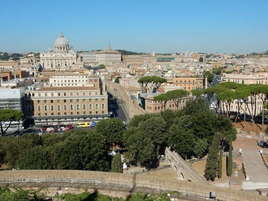 Vatican: St. Peter's Basilica Entry & Audioguide - Should you book St. Peter’s Basilica with the audioguide?