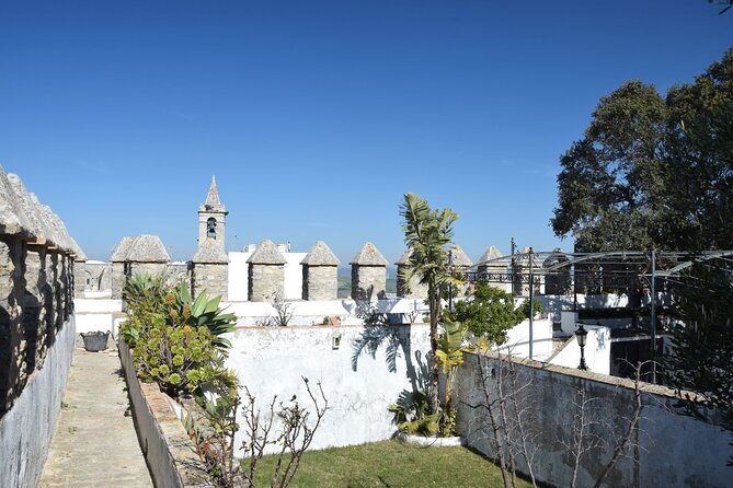 Vejer de la Frontera: The White Pearl of Andalusia Audio Guide - Passing through Vejer’s historic gate