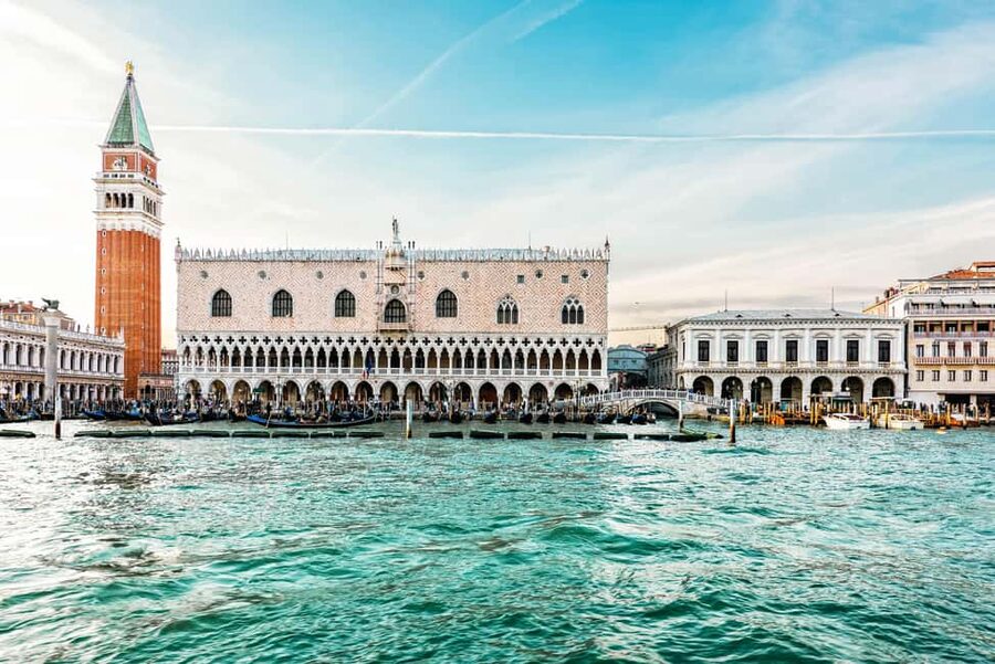 Venice: Doge's Palace Entry, Audioguide & St Mark's Options - Key points at a glance