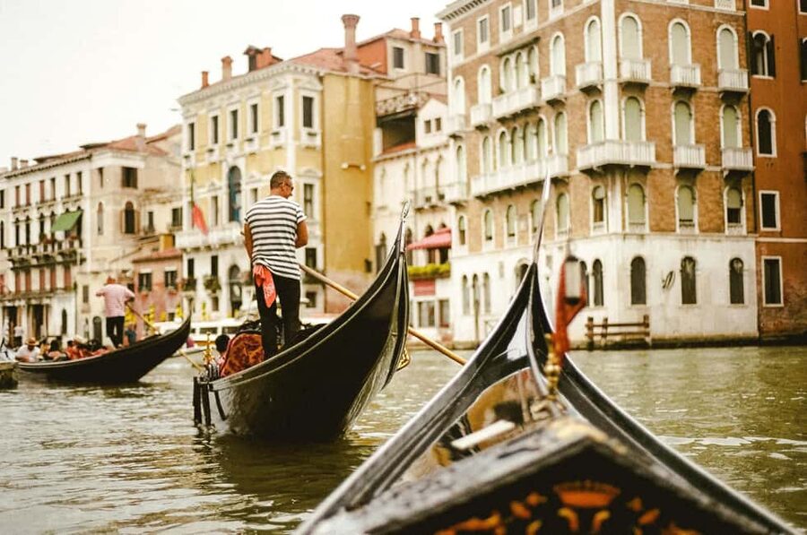 Venice: Gondola Ride under the Bridge of Sighs with Audio Guide App - Starting at San Zaccaria near Saint Mark’s Square