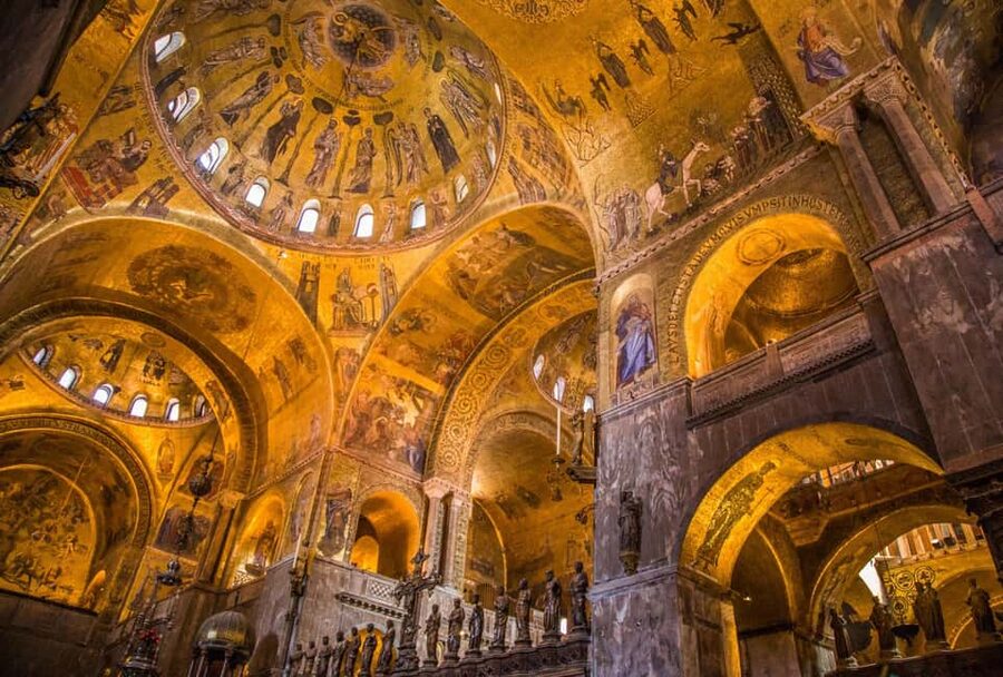 Venice: St Mark's Basilica Entry Ticket with Audio Guide App - Clothing rules and practical preparation