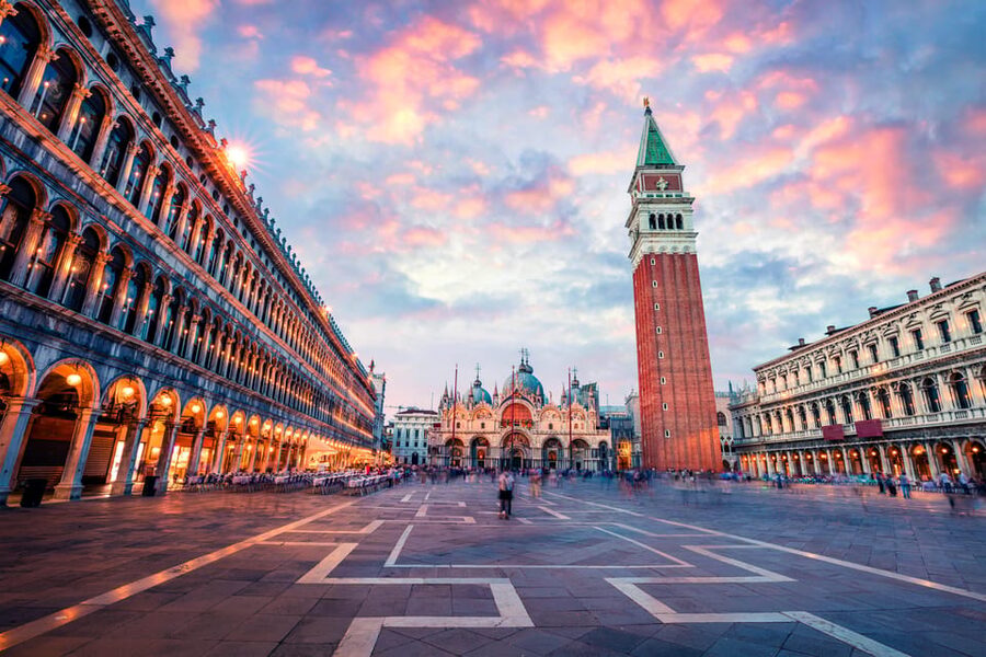 Venice: St. Mark's Basilica Priority Ticket and Audio Guide - Entering with the priority ticket